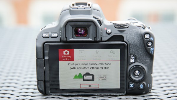 Canon EOS 200D DSLR
